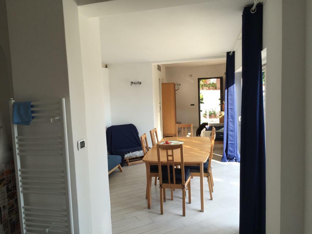 Villa Asia Holiday Home 산트아구타수이두에골피 외부 사진