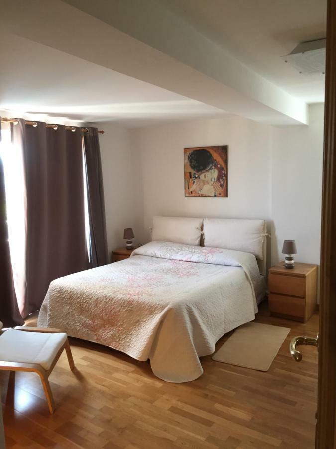 Villa Asia Holiday Home 산트아구타수이두에골피 외부 사진